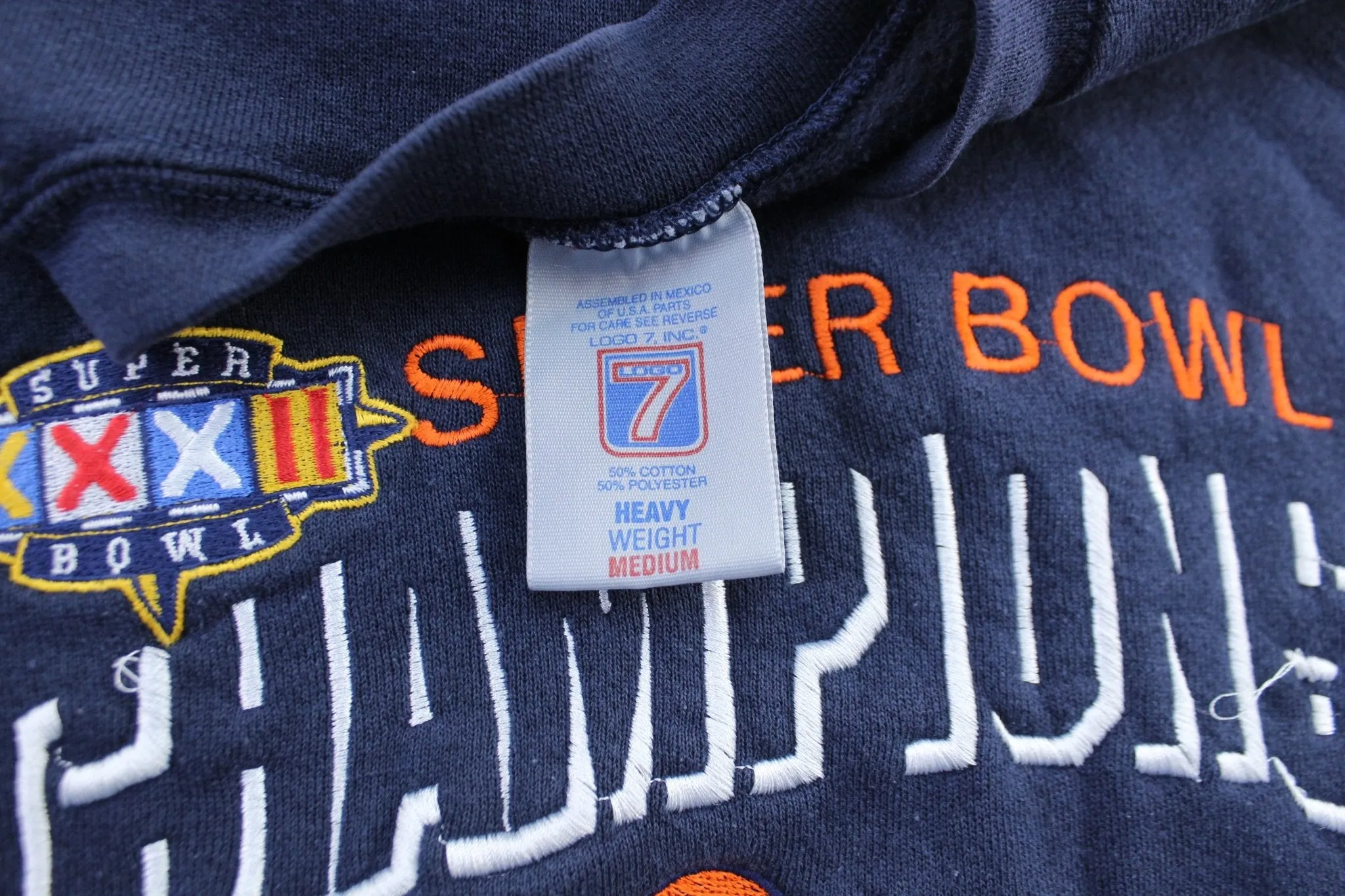 1999 Denver Broncos Embroidered SuperBowl Champions Sweatshirt