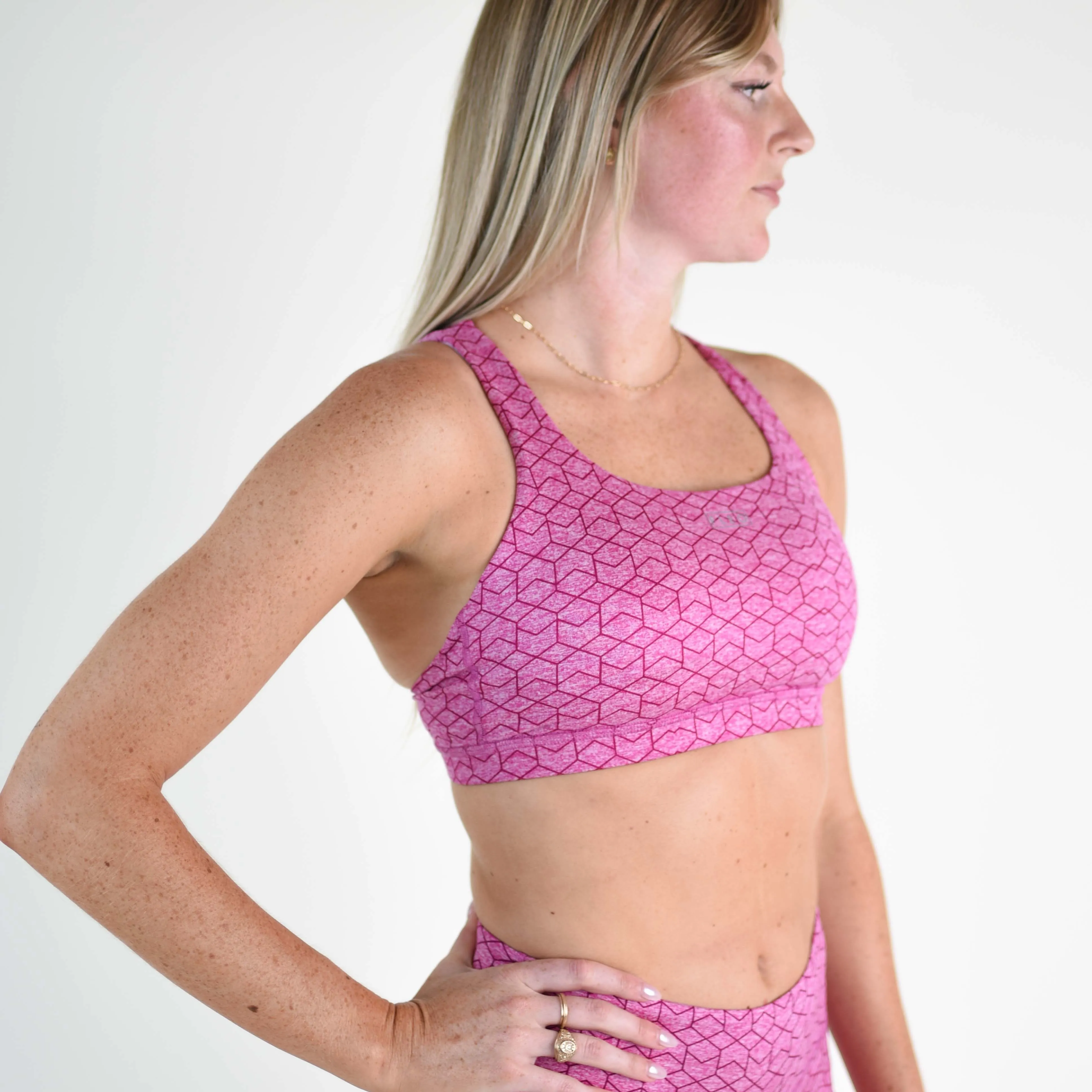 FLEO Isla Sports Bra - Heather Fuchsia Geo