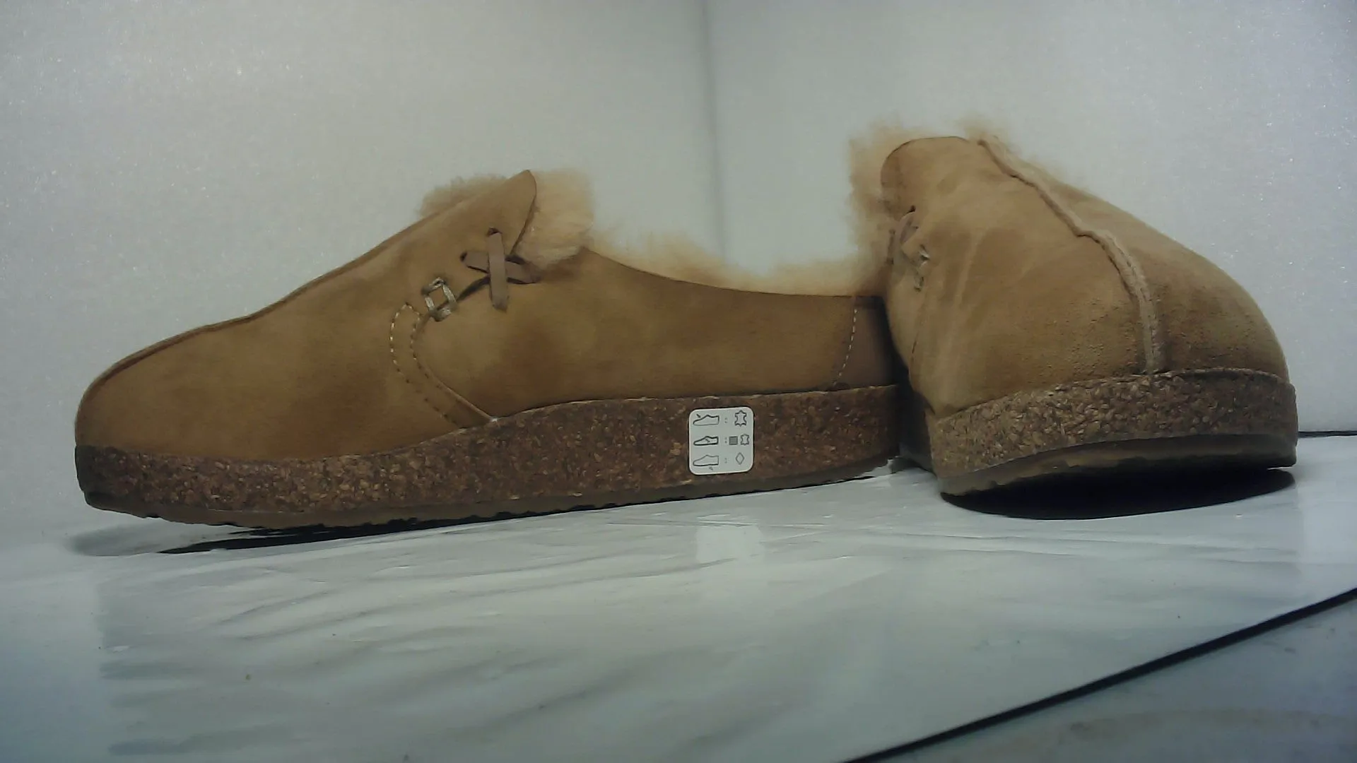 Haflinger Saskatchewan Tan 40 (Without Original Box)