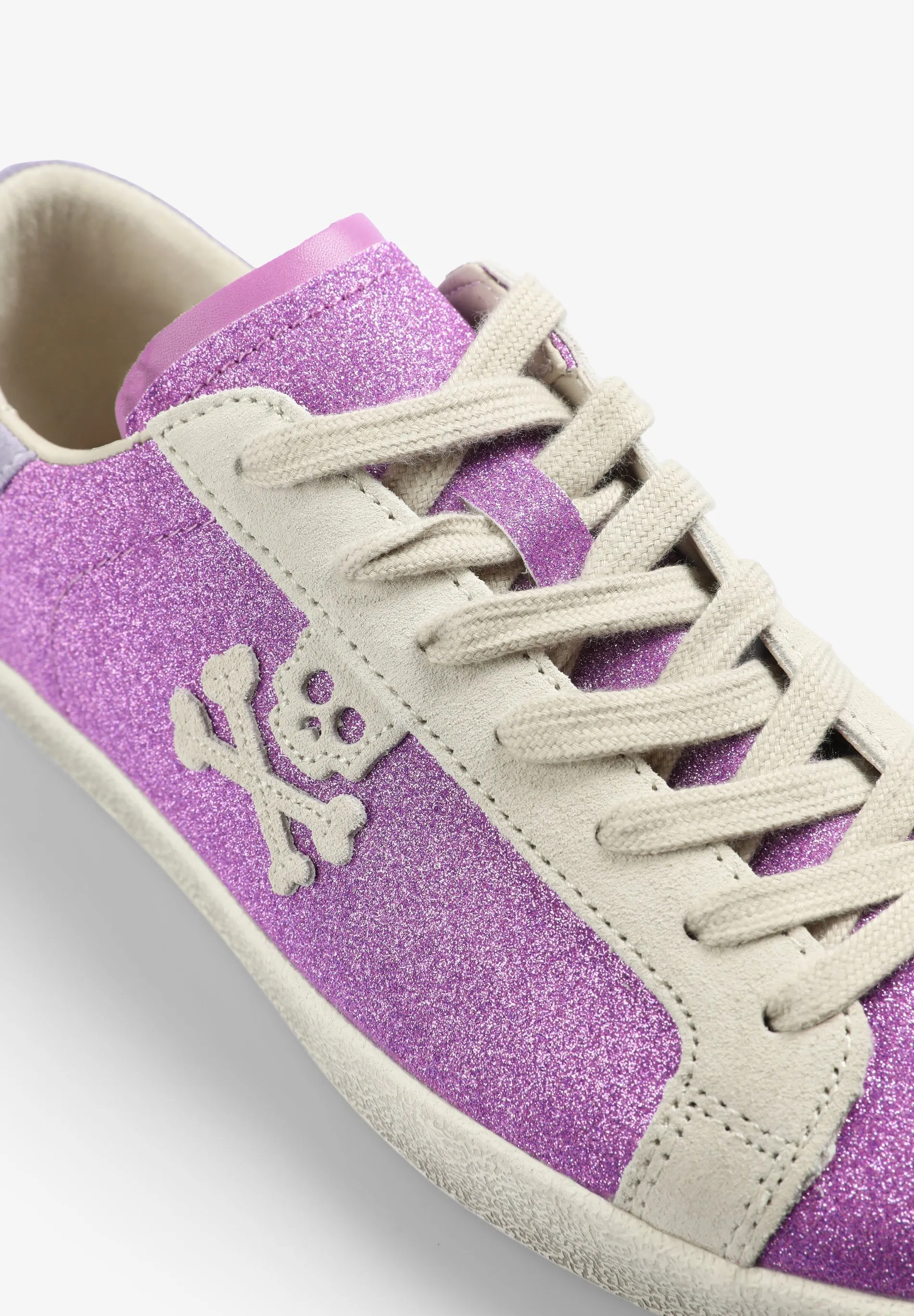 LOW-TOP GLITTER SKULL SNEAKERS