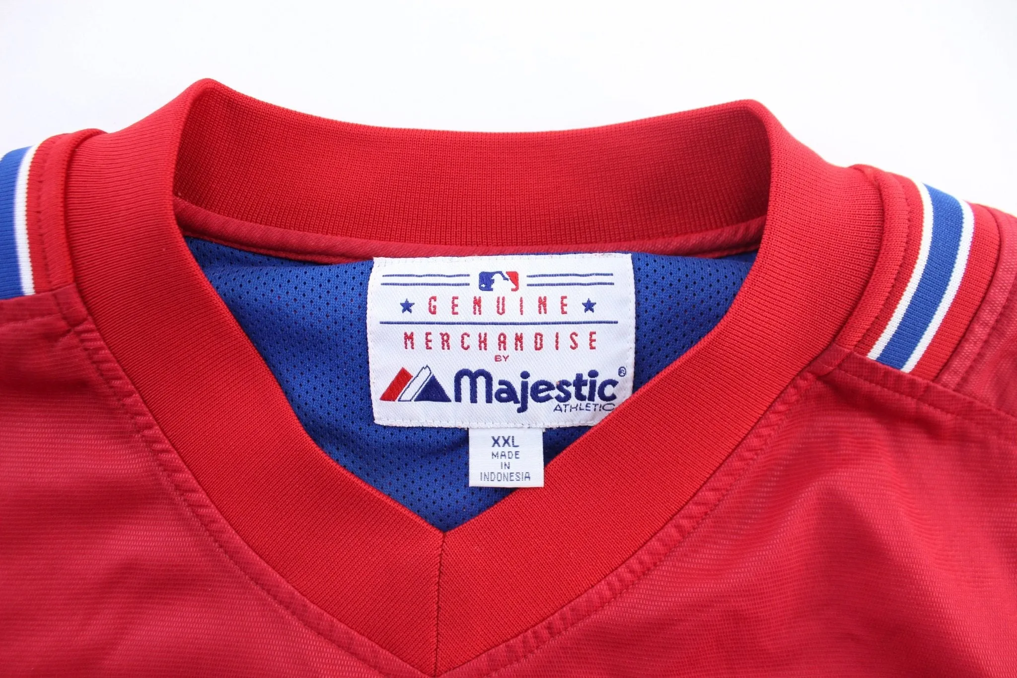 Majestic Embroidered Philadelphia Phillies Pullover