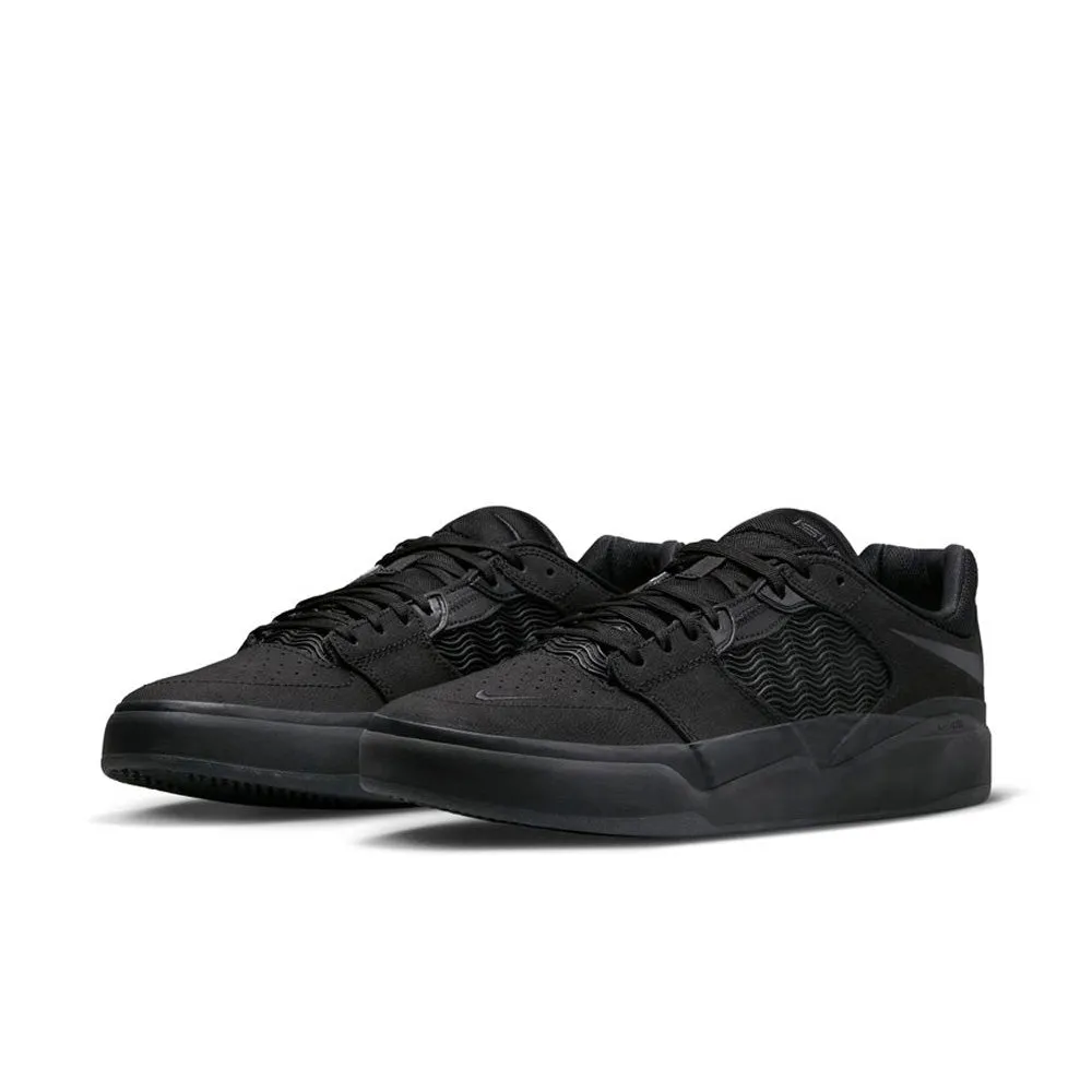 Nike SB - Ishod Premium Shoes Black/Black-Black-Black